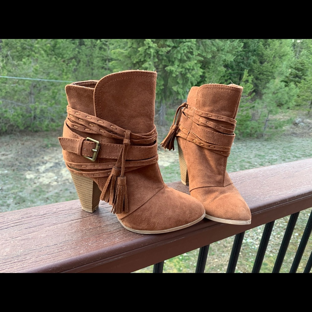 Ankle boots